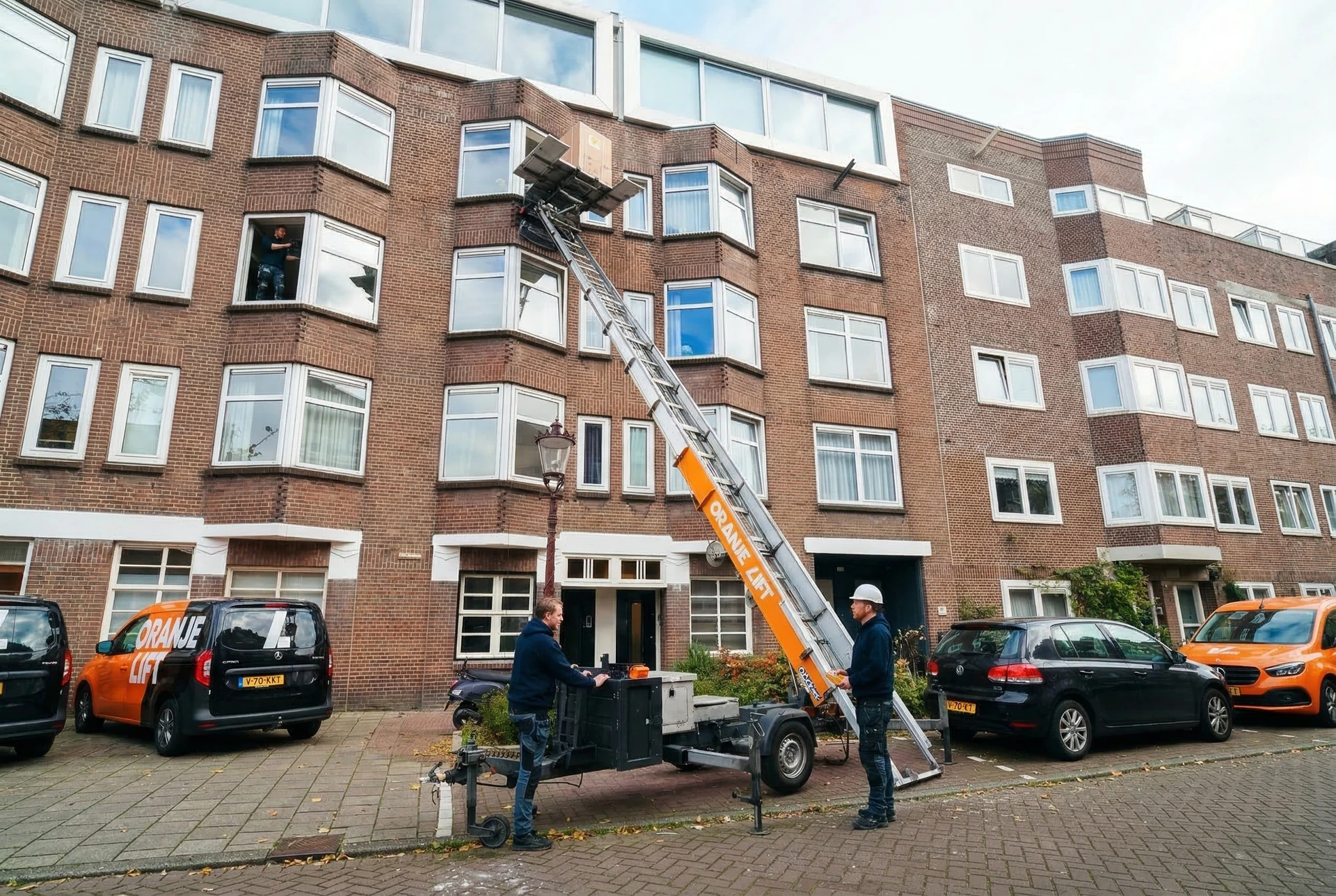 Verhuislift in actie in Arnhem
